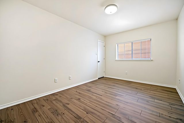 11112 Chatam Berry LN, Austin, TX 78748