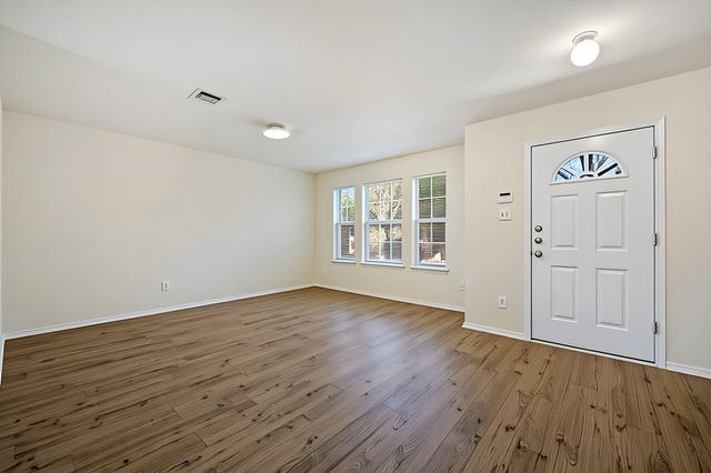 11112 Chatam Berry LN, Austin, TX 78748