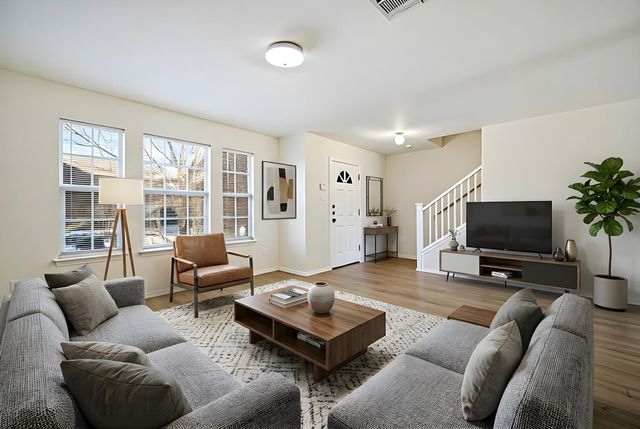 11112 Chatam Berry LN, Austin, TX 78748