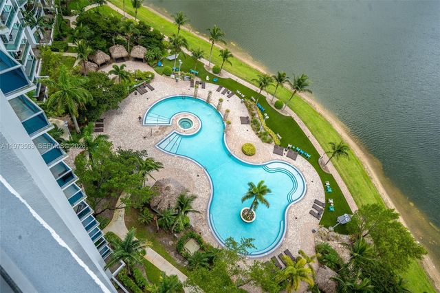 2641 N Flamingo Rd 1603N, Sunrise, FL 33323