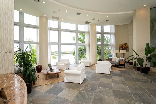 2641 N Flamingo Rd 1603N, Sunrise, FL 33323