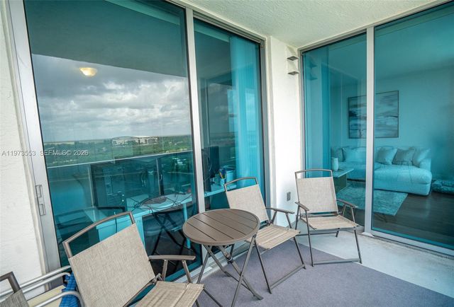 2641 N Flamingo Rd 1603N, Sunrise, FL 33323