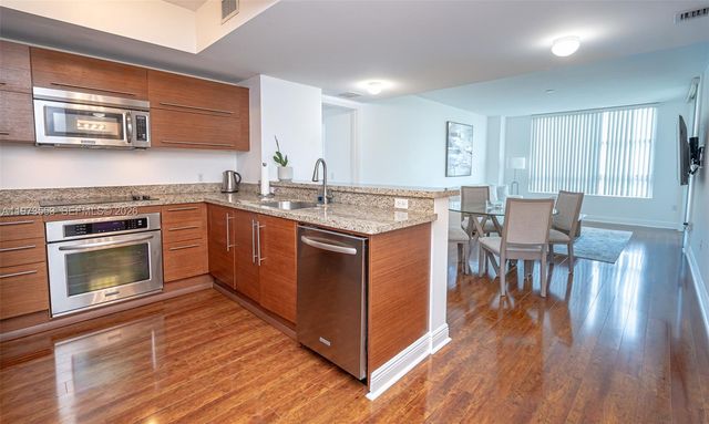 2641 N Flamingo Rd 1603N, Sunrise, FL 33323