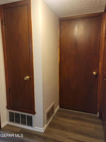 685 Bluff Canyon, El Paso, TX 79912