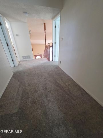 685 Bluff Canyon, El Paso, TX 79912