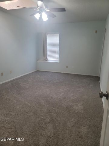 685 Bluff Canyon, El Paso, TX 79912