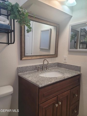 685 Bluff Canyon, El Paso, TX 79912