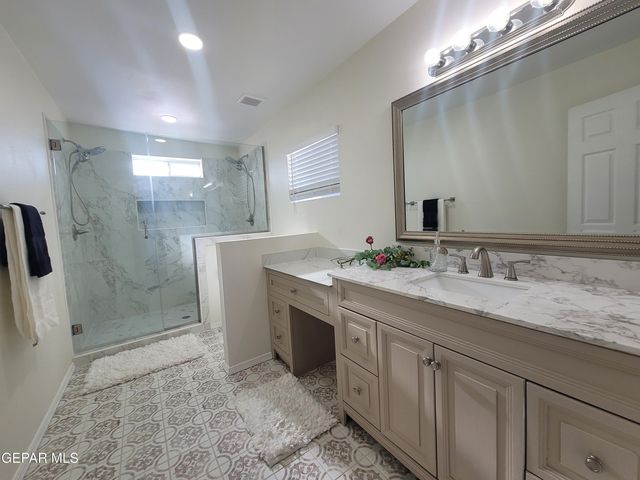 685 Bluff Canyon, El Paso, TX 79912