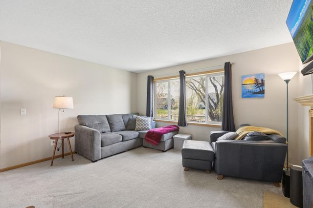 7823 Lamont Avenue NE, Otsego, MN 55301