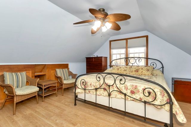 47 Roberta Cir, Agawam, MA 01001