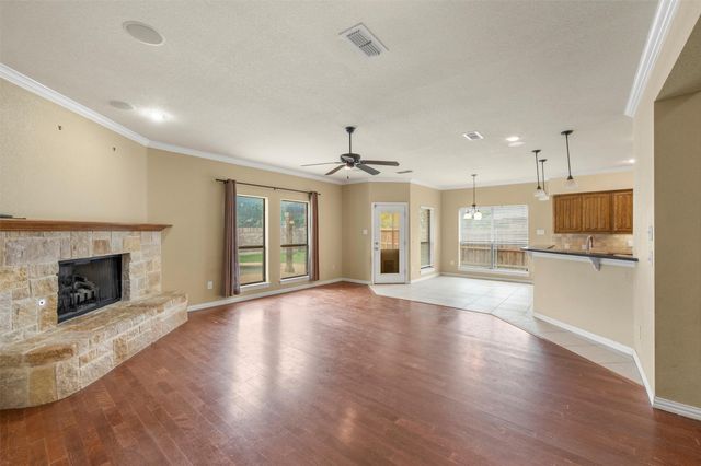 7020 Ridge Crest Drive, North Richland Hills, TX 76182