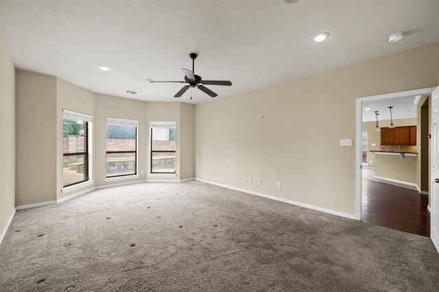 7020 Ridge Crest Drive, North Richland Hills, TX 76182