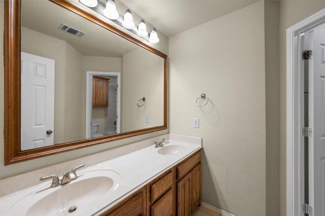 7020 Ridge Crest Drive, North Richland Hills, TX 76182