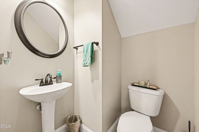 225 Summit Overlook Drive, Clayton, NC 27527