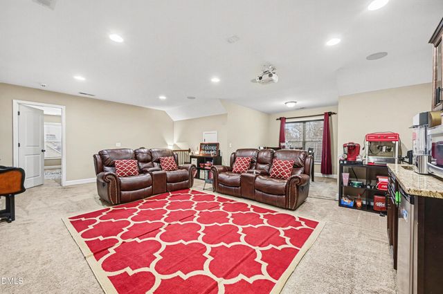 225 Summit Overlook Drive, Clayton, NC 27527