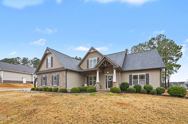 225 Summit Overlook Drive, Clayton, NC 27527