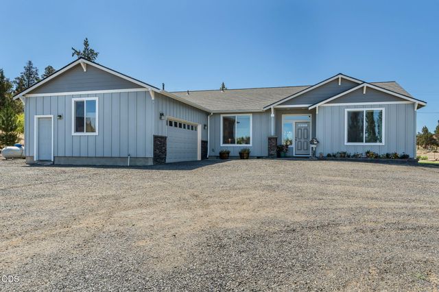 4137 NW 39th Drive, Redmond, OR 97756