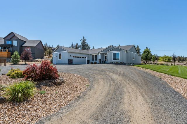 4137 NW 39th Drive, Redmond, OR 97756