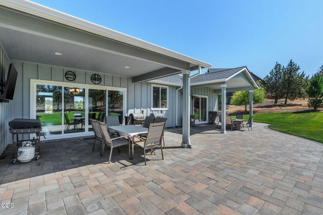 4137 NW 39th Drive, Redmond, OR 97756