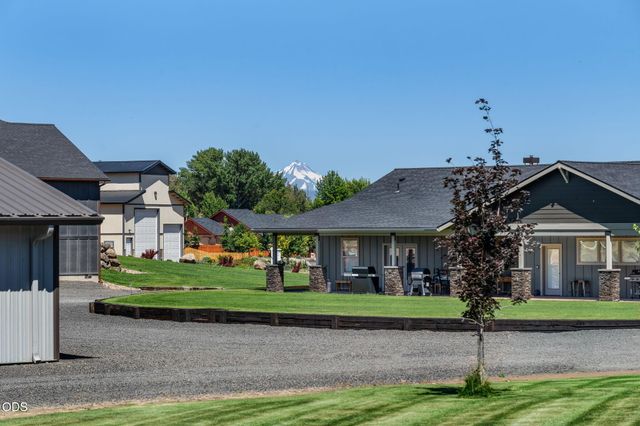 4137 NW 39th Drive, Redmond, OR 97756