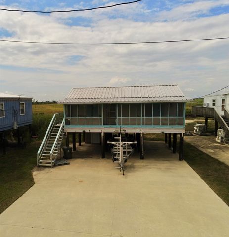 1004 Four Point Rd, Dulac, LA 70353