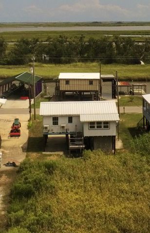 1004 Four Point Rd, Dulac, LA 70353