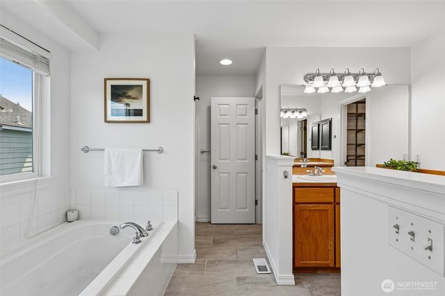 14911 276th Place NE, Duvall, WA 98019