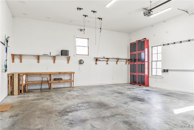 15340 Stonehedge Cliffs, Northport, AL 35475