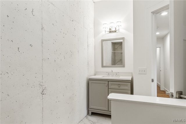 15340 Stonehedge Cliffs, Northport, AL 35475