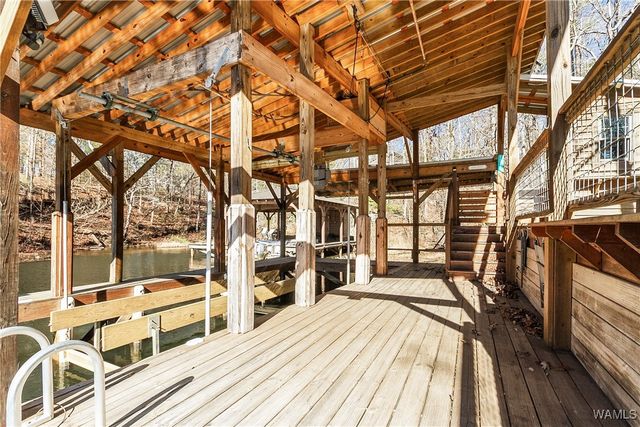 15340 Stonehedge Cliffs, Northport, AL 35475