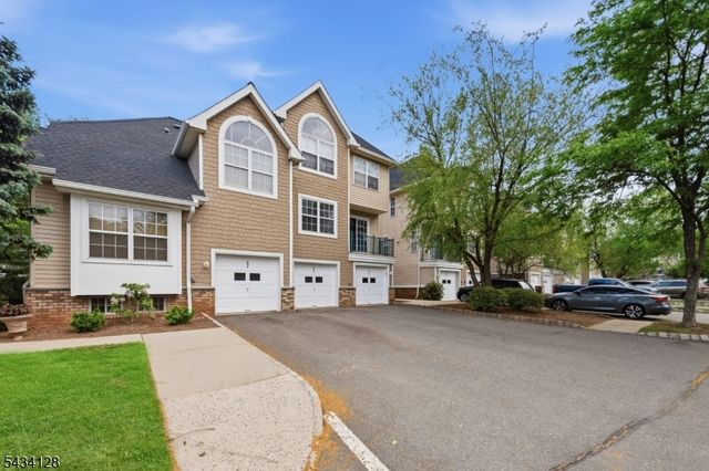 502 Rhoads Dr, Montgomery Twp., NJ 08502