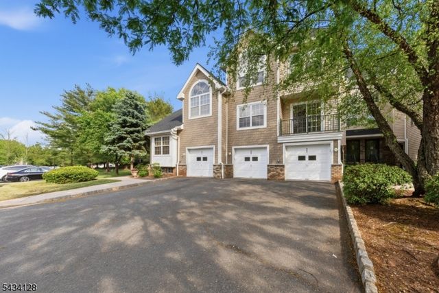 502 Rhoads Dr, Montgomery Twp., NJ 08502