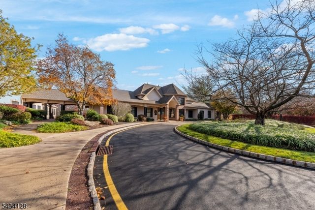 502 Rhoads Dr, Montgomery Twp., NJ 08502