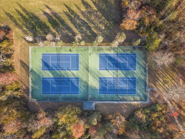 502 Rhoads Dr, Montgomery Twp., NJ 08502