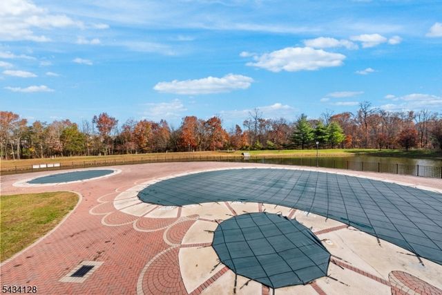 502 Rhoads Dr, Montgomery Twp., NJ 08502