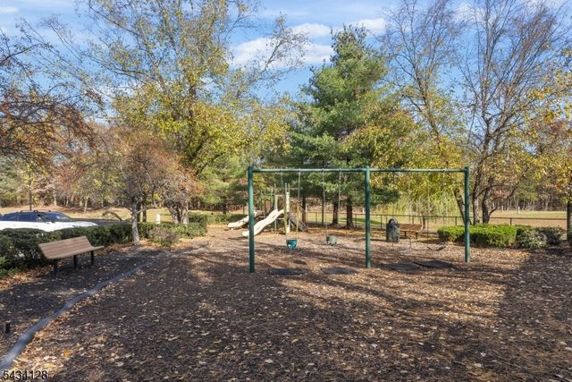 502 Rhoads Dr, Montgomery Twp., NJ 08502