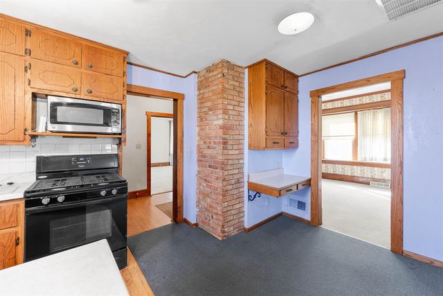 429 N 3rd St., Lindsborg, KS 67456