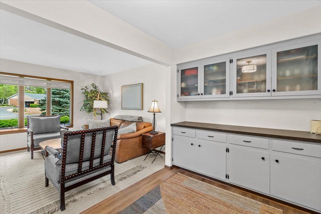 3560 Goetz DRIVE, Brookfield, WI 53005
