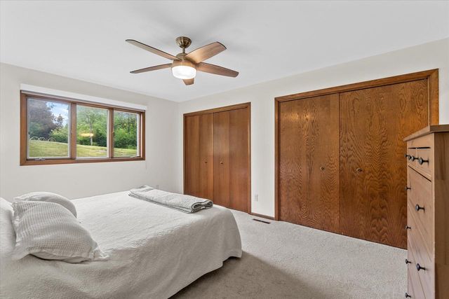 3560 Goetz DRIVE, Brookfield, WI 53005