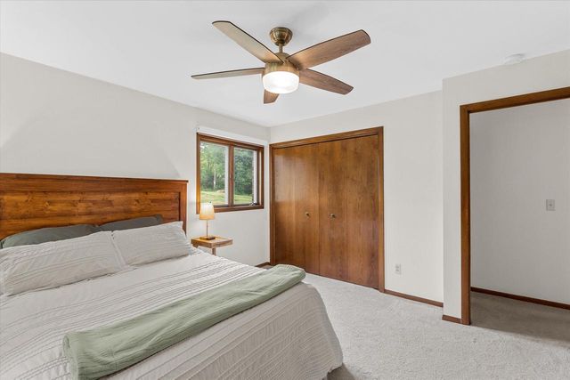 3560 Goetz DRIVE, Brookfield, WI 53005