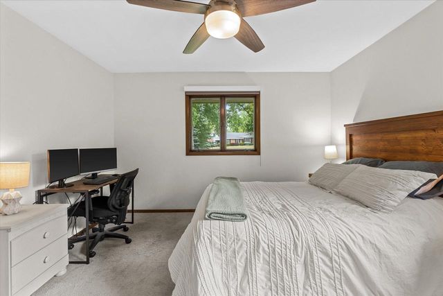 3560 Goetz DRIVE, Brookfield, WI 53005