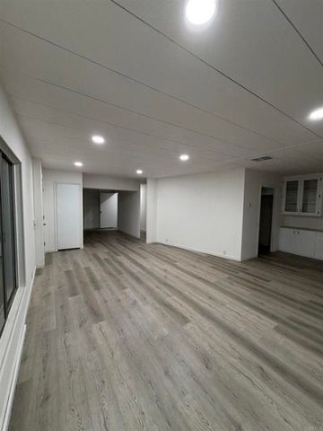 16079 Yarnell Street Space 5C, Sylmar (los Angeles), CA 91342