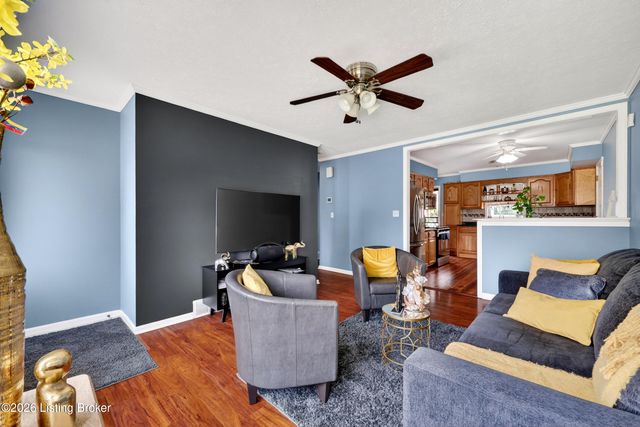 1324 Lance Dr, Louisville, KY 40216