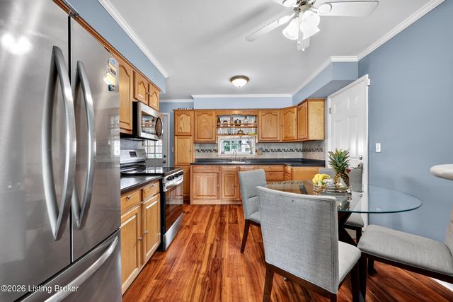 1324 Lance Dr, Louisville, KY 40216