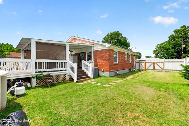 1324 Lance Dr, Louisville, KY 40216