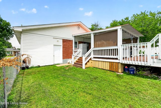 1324 Lance Dr, Louisville, KY 40216
