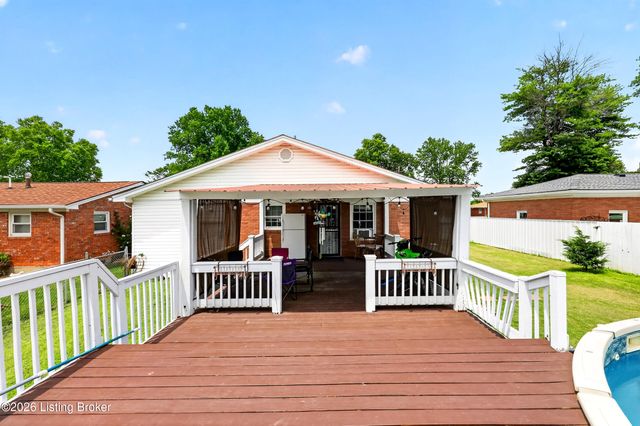 1324 Lance Dr, Louisville, KY 40216