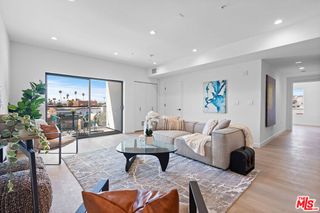 321 S Oxford Avenue 303, Los Angeles, CA 90010