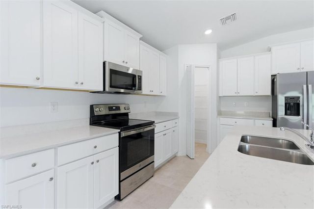 3911 Treasure Oak WAY, Fort Myers, FL 33905