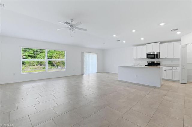 3911 Treasure Oak WAY, Fort Myers, FL 33905